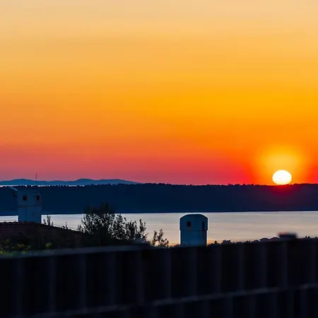 My Dalmatia - Sea View Rica *