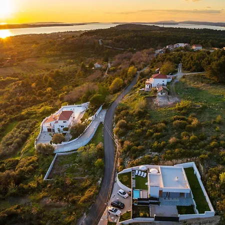 My Dalmatia - Sea View Rica Holiday home