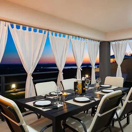 度假居 My Dalmatia - Sea View Rica *