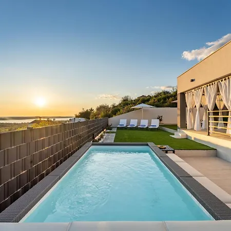 My Dalmatia - Sea View Rica Holiday home