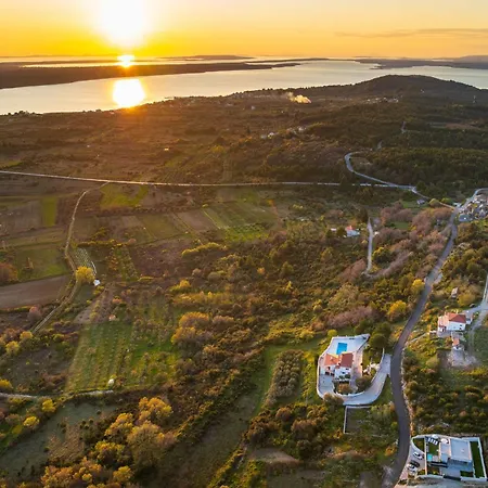 度假居 My Dalmatia - Sea View Rica *
