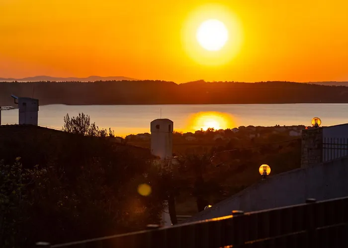 Дом отдыха My Dalmatia - Sea View Rica Podvrsje